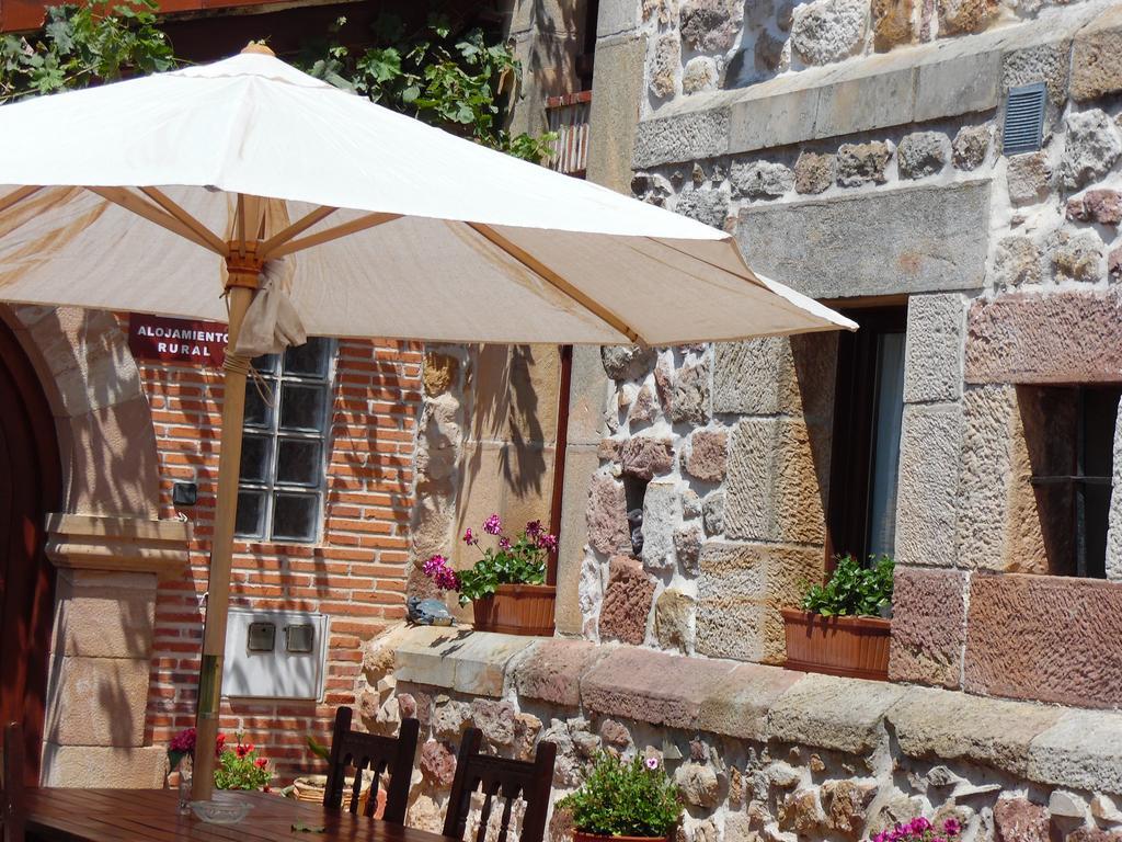 Posada La Capia Vargas Exterior photo
